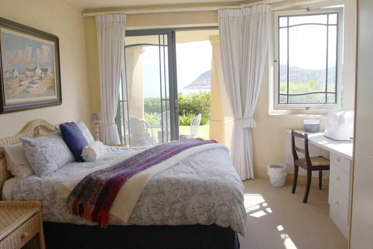 On The Beach Hout Bay Apartment