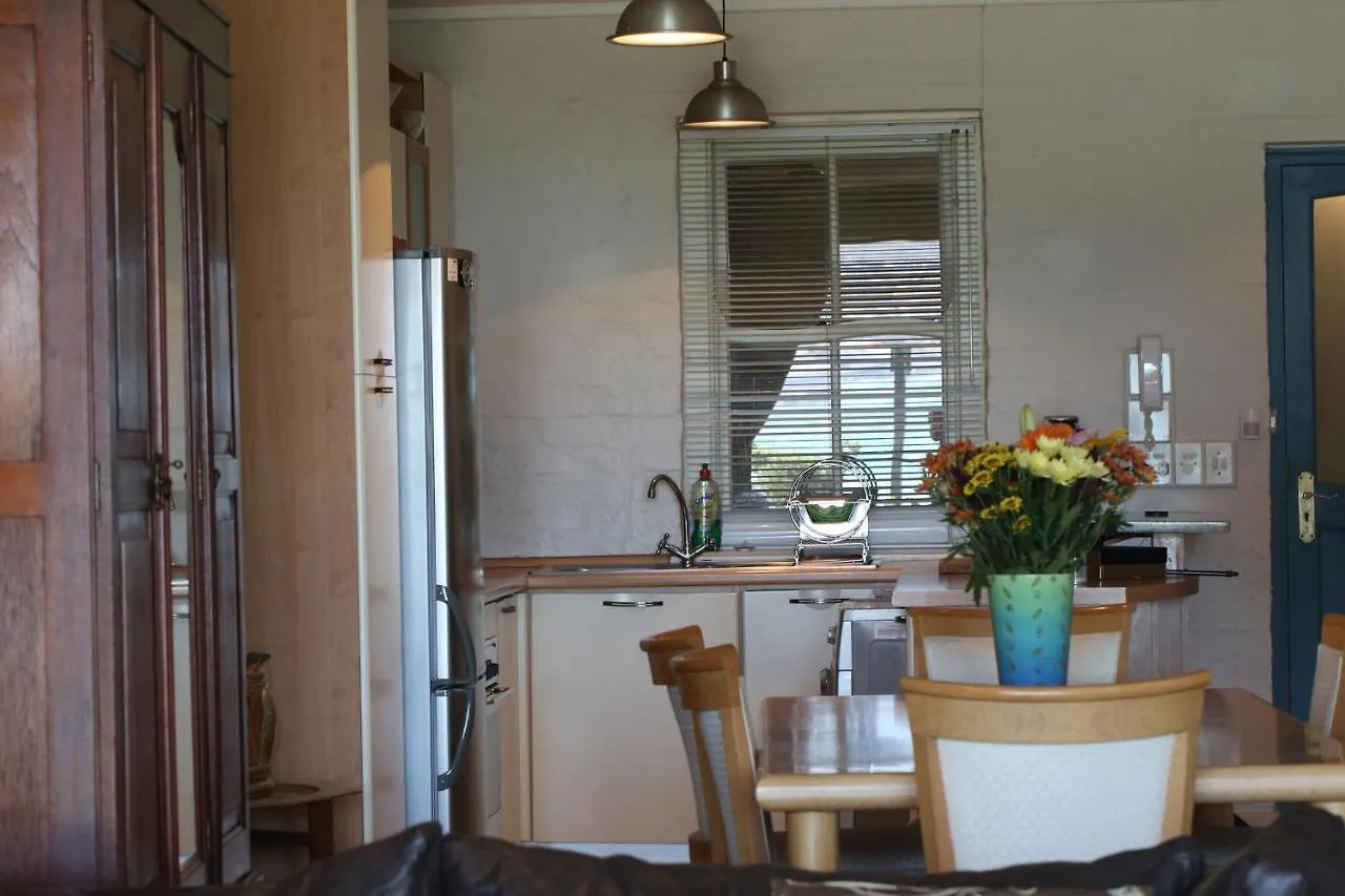 Apartment On The Beach Hout Bay